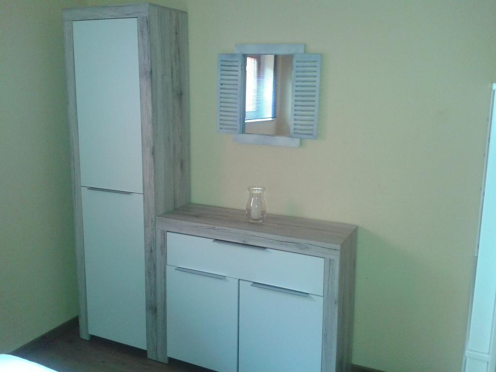 Ferienwohnung Weiss Руст Стая снимка